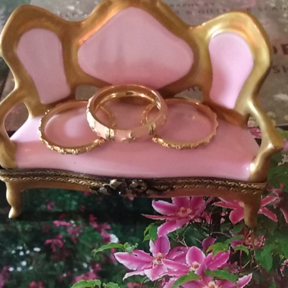 18K Fleur-de-lis Rings